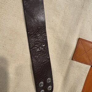 GORGEOUS Brown Leather Embossed bracelet